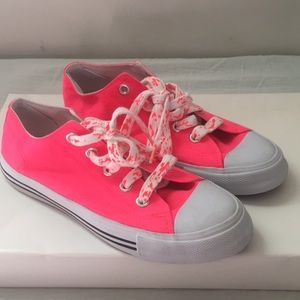 AIRWALK hot pink